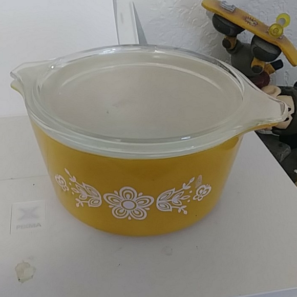 Pyrex Other - Vintage Pyrex Butterfly Gold Casserole Dishes